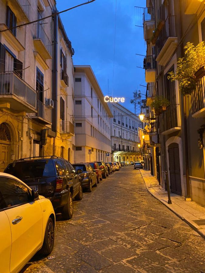 Apulia 35 Bed and Breakfast Bari Exteriör bild